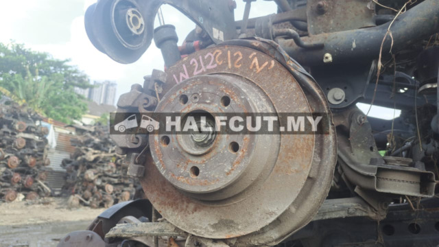 MERCEDES BENZ W212 REAR AXLE