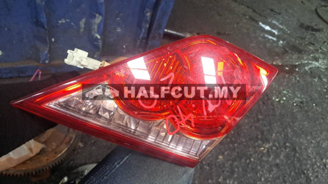 TOYOTA CAMRY ACV40 REFLCTOR BONNET LAMP (06-115) RH