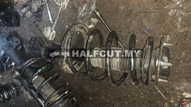 TOYOTA CAMRY ACV30 FRONT ABSORBER F/ L