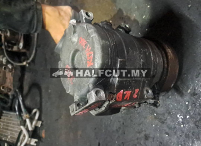 TOYOTA HIACE KDH200 2KD COMPRESSOR