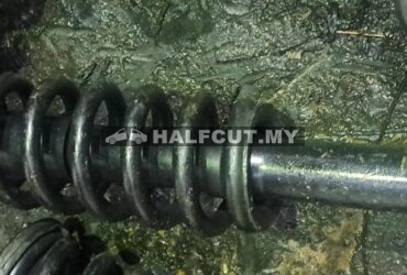 TOYOTA HILUX KUN26 FRONT ABSORBER RH