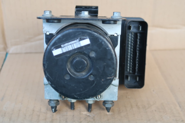 FORD FIESTA ABS PUMP AV59-2C405-EA