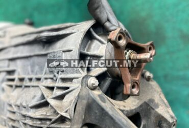 MERCEDES BENZ W205 C200 GEARBOX