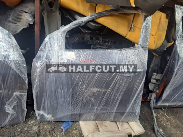 HYUNDAI TUCSON  G4KD     FRONT DOOR F/ L