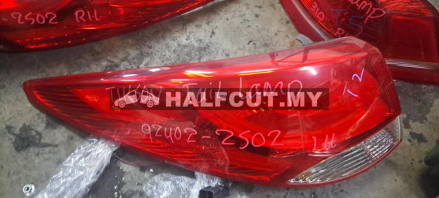 HYUNDAI TUCSON  G4KD    TAIL LAMP (92402-2S02) LH