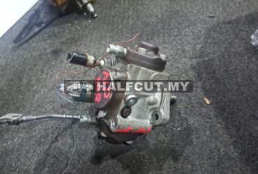 NISSAN NAVARA NP300 ENGINE FUEL PUMP