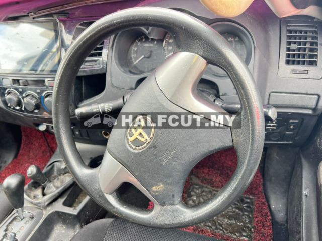 TOYOTA HILUX KUN25 2.5 SPARE PARTS