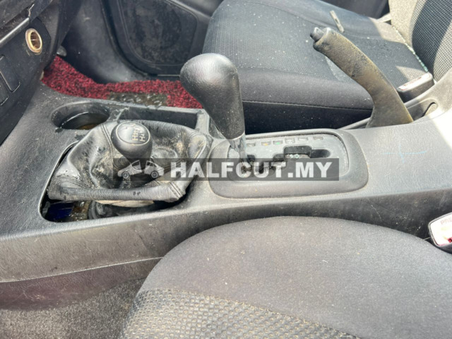 TOYOTA HILUX KUN25 2.5 SPARE PARTS