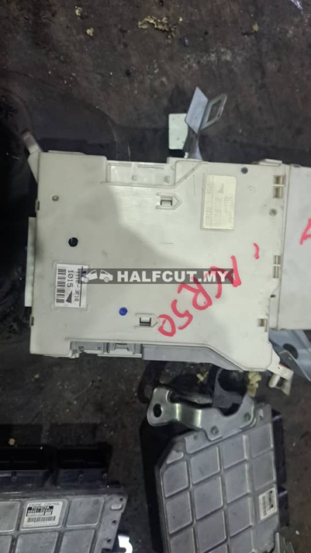 TOYOTA ESTIMA ACR50 ECU (82730-28640)