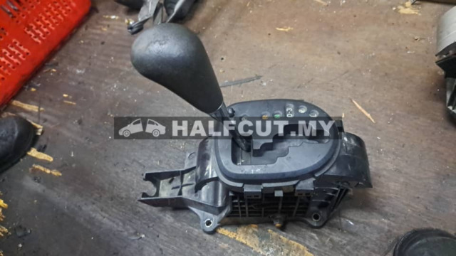 TOYOTA VIOS NCP93 GEAR LEVER