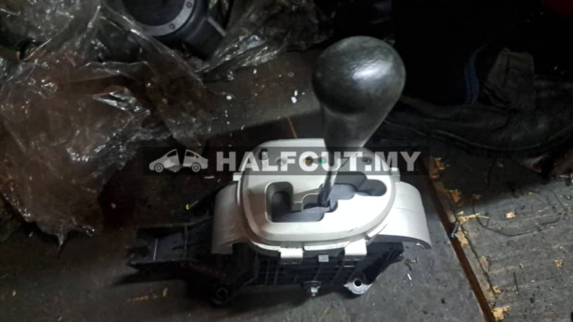 TOYOTA VIOS NCP93 GEAR LEVEL