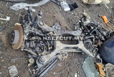 TOYOTA VELLFIRE 30 2.5 REAR AXLE