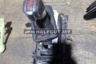 VW GOLF MK7  2.0 GEAR LEVEL