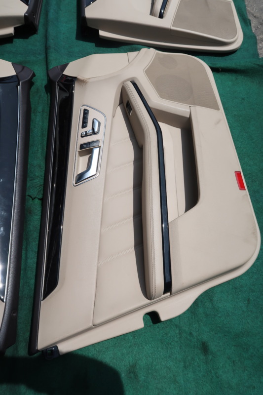 MERCEDES W212 DOOR TRIM