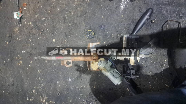 TOYOTA YARIS STEERING SHAFT