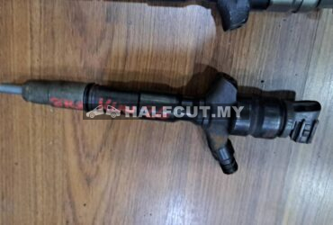 TOYOTA HILUX KUN26 2KD INJECTOR NOZZLE