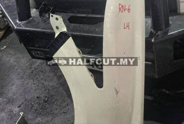 HONDA STREAM RN6 FRONT FENDER LH