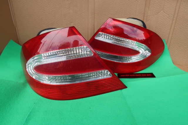 MERCEDES W209 CLK TAIL LAMP