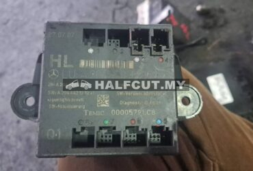 MERCEDES BENZ W204 ECU (A 204 820 75 85)