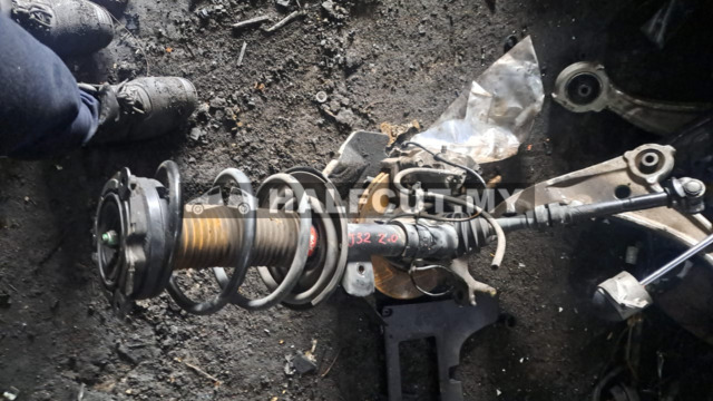 NISSAN TEANA J32 2.0 FRONT AXLE &LOWER F/L ABS