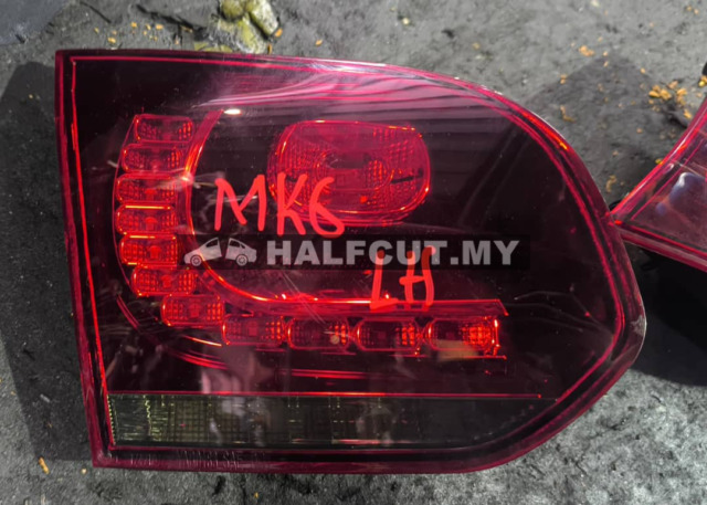 VW GOLF MK6  REFYLCTOR LAMP LH