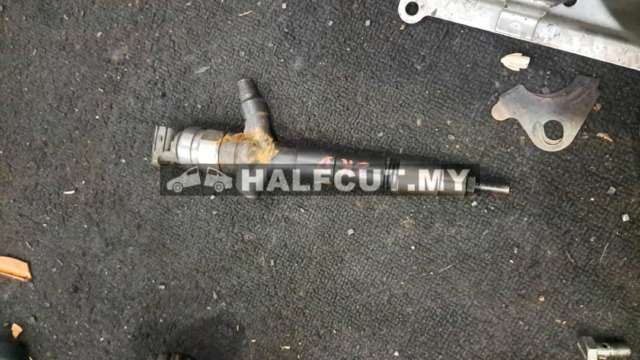 TOYOTA HIACE KDH200 2KD INJECTOR NOZZLE