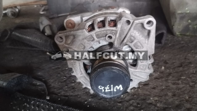 W176 270 ALTERNATOR