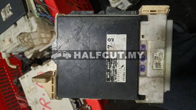 TOYOTA SIENTA FUSE BOX ECU  ECU (89221-52520) 78