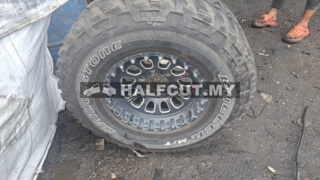 TOYOTA HILUX REVO SPORT  RIM R16