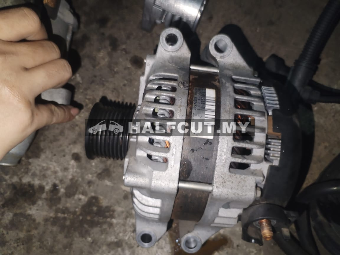 7591268 BMW F10 N52 2.5 ALTERNATOR