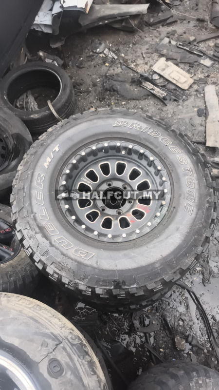 TOYOTA HILUX REVO SPORT  RIM R16