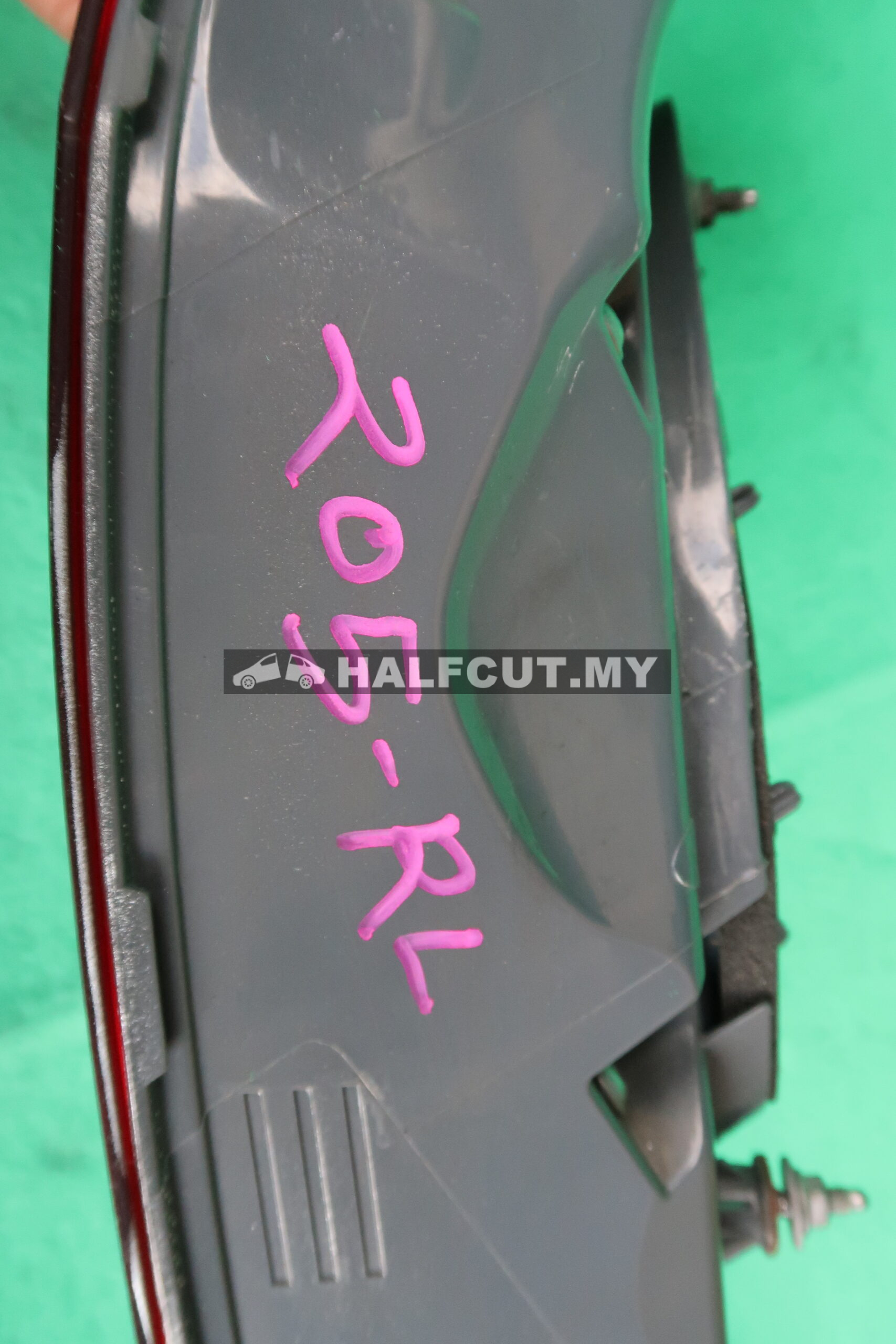 MERCEDES W205 1ST TAIL LAMP