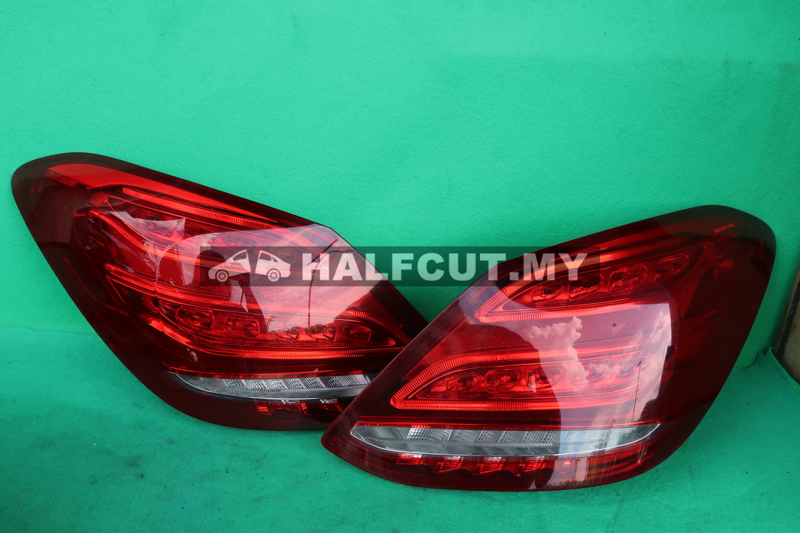 MERCEDES W205 1ST TAIL LAMP