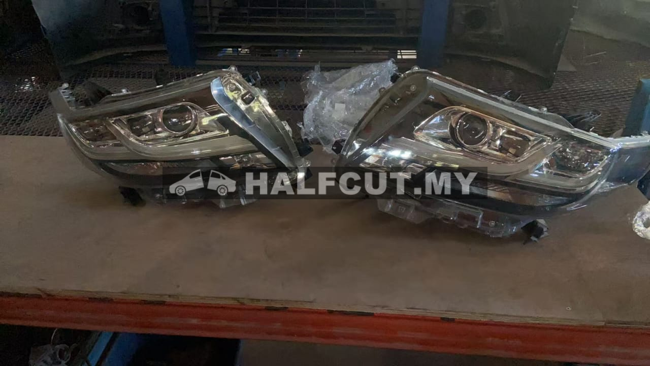 58-61 TOYOTA ALPHARD AGH30 HEAD LAMP
